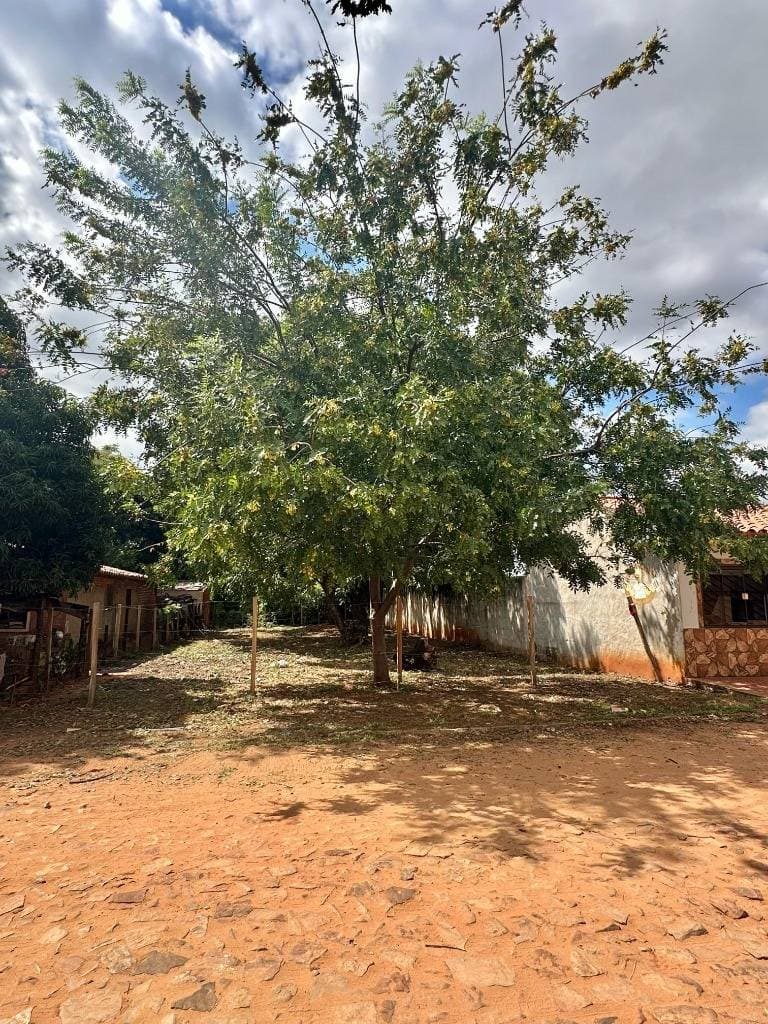 TERRENO EN VENTA – CIUDAD DE LUQUE, BARRIO LOMA MERLO
