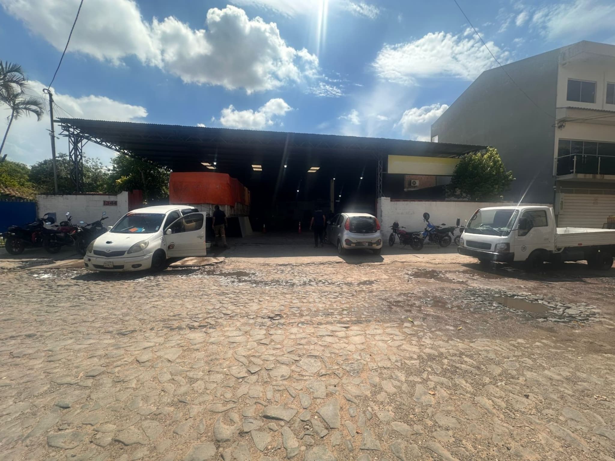 ALQUILO LOCAL COMERCIAL EN ASUNCION VILLA AURELIA – 2