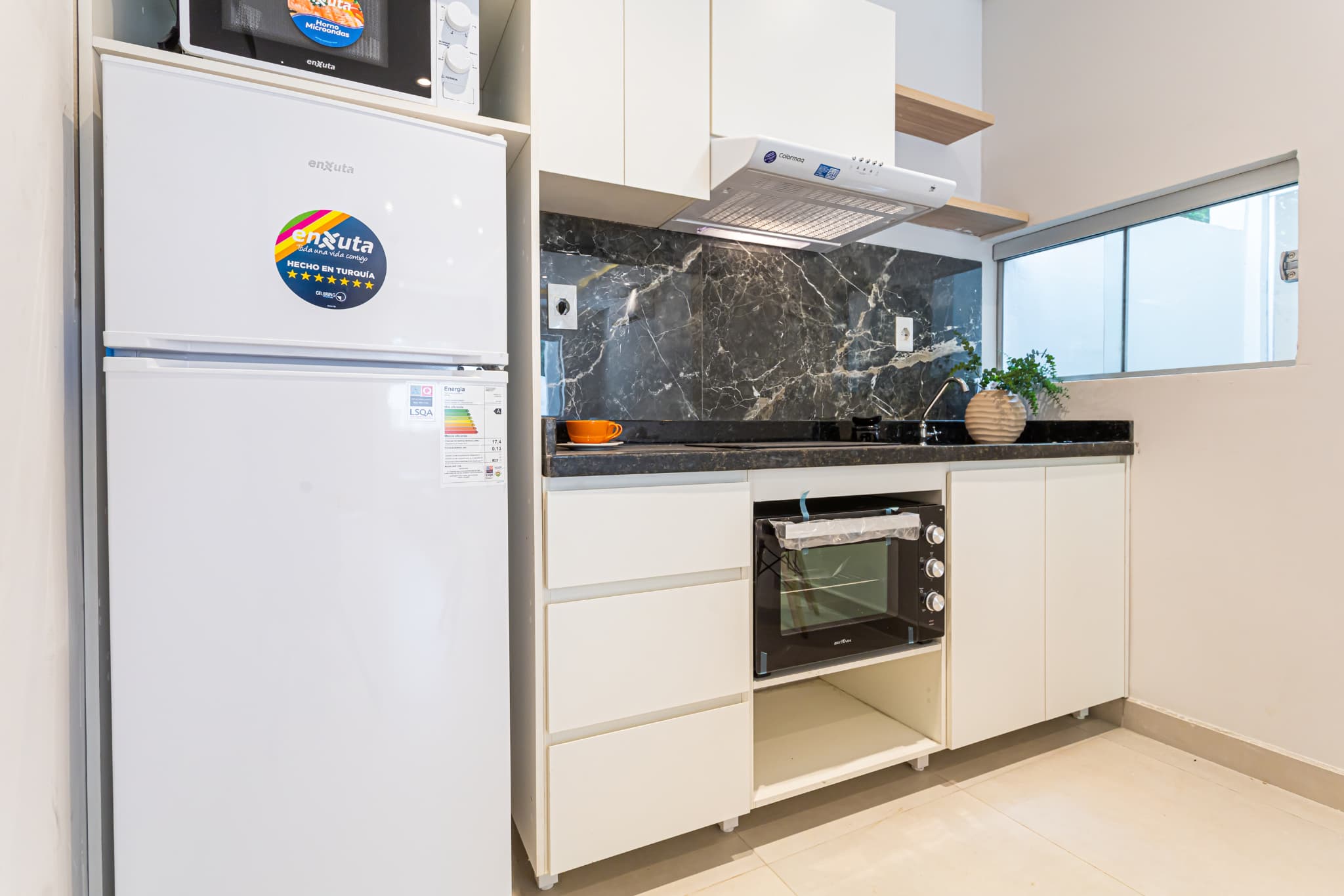 En Venta Casa De 2 Dormitorios En Barrio Cerrado De Luque – 3