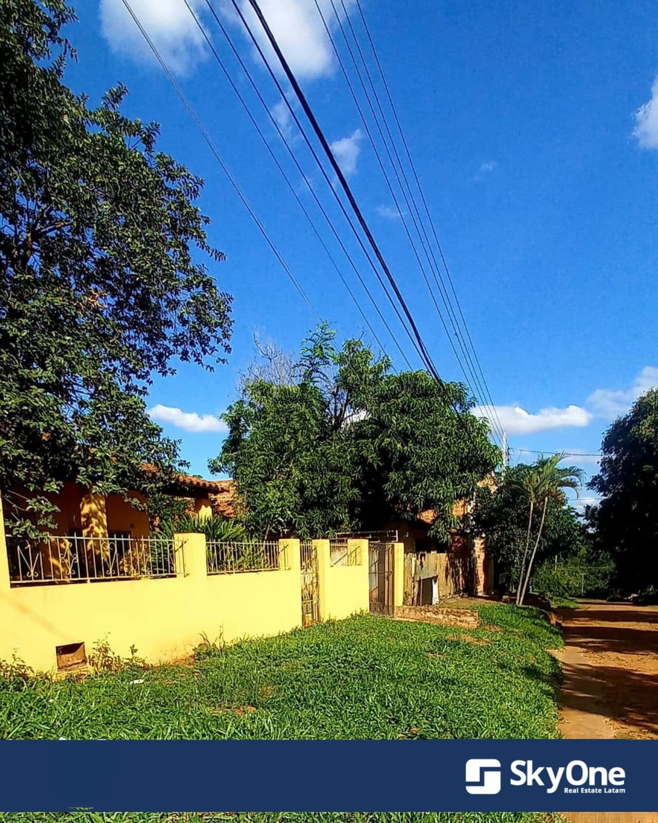 VENDO CASA EN CAPIATA A MEDIA CUADRA DE LA AVDA THOMPSON – 3