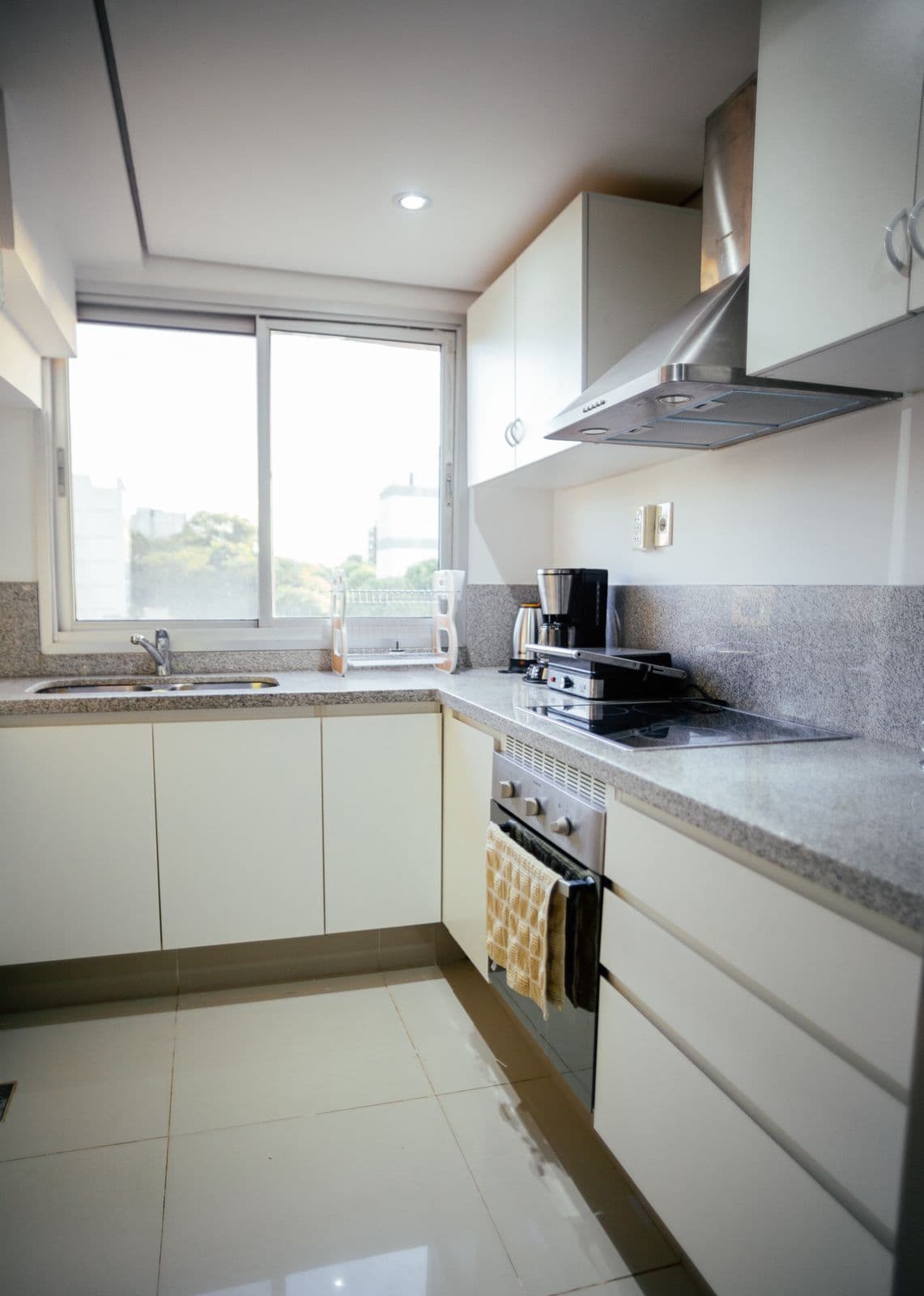 ALQUILO – Departamento Amoblado de 2 Dormitorios | Las Lomas – 2