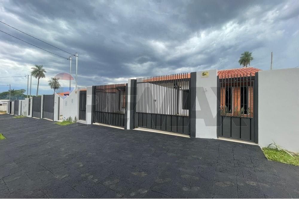 Casa - Venta - Luque, Central, Paraguay – 2