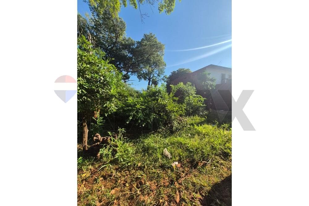 EN VENTA TERRENO DE 366 M2 EN SAN LORENZO 143025233-3
