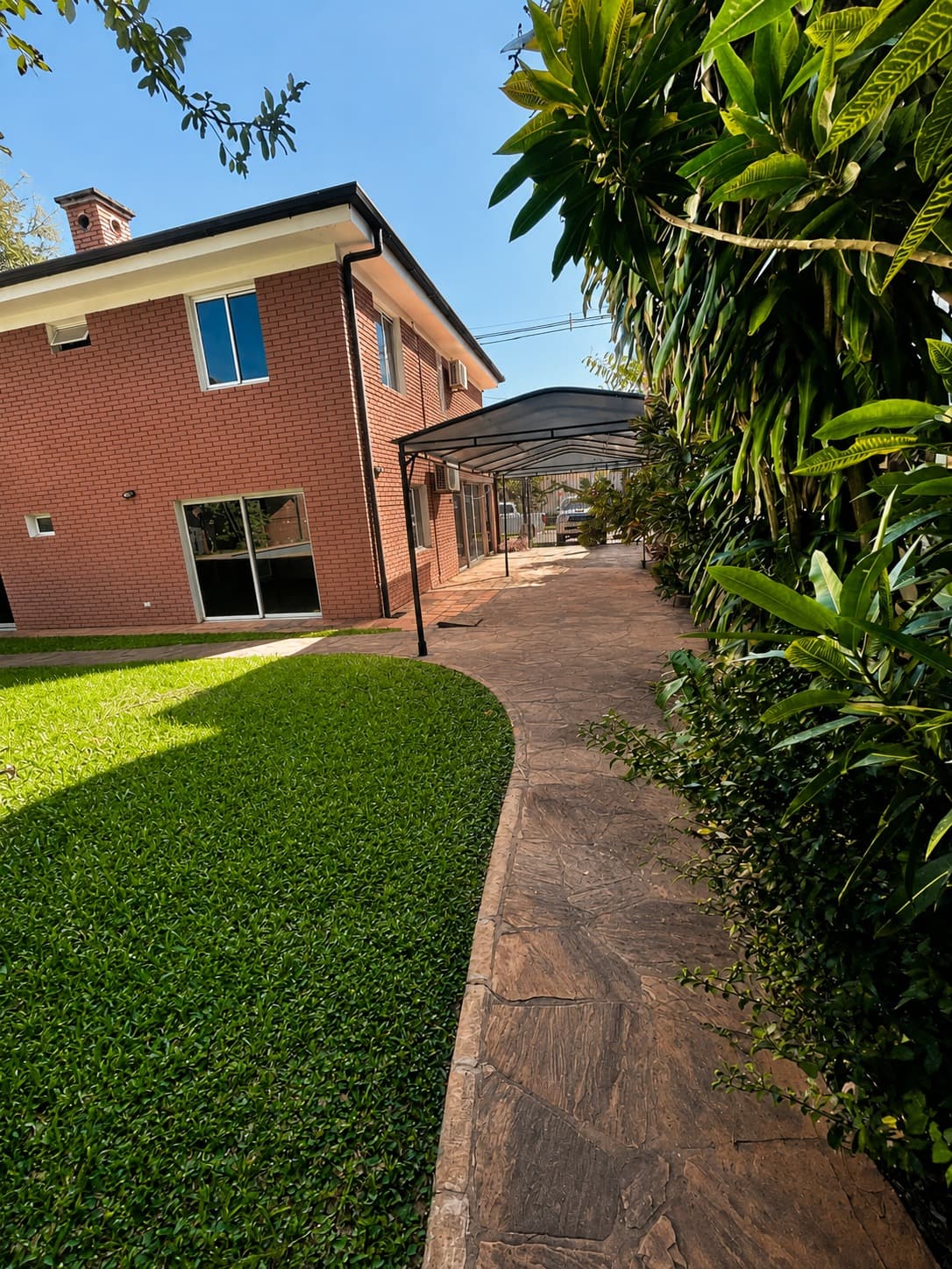 EN VENTA PROPIEDAD EN LAS LOMAS - 700.000 USD – 2
