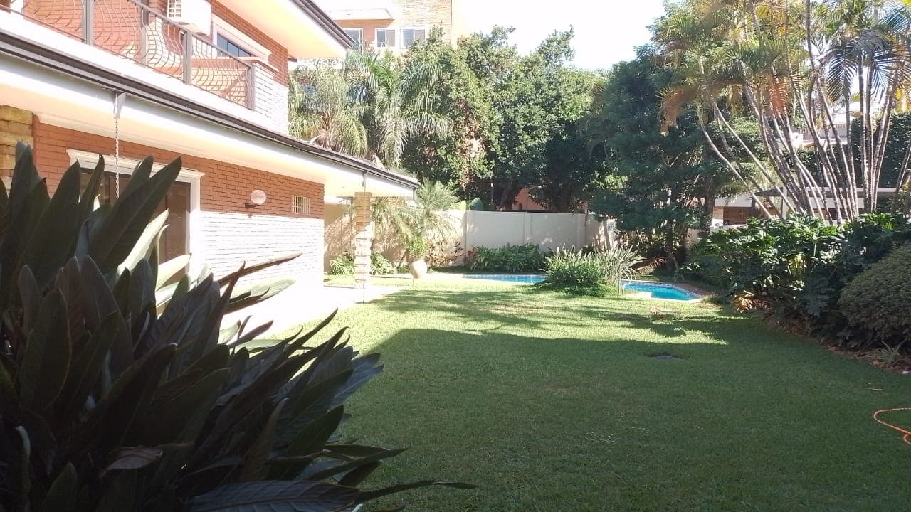 Amplia Casa En Barrio Las Lomas Asunción – 2