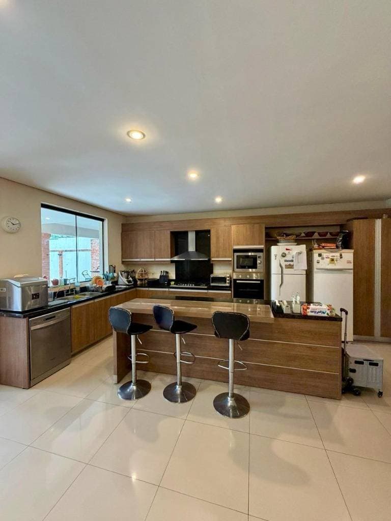 ALQUILO INCREIBLE RESIDENCIA EN VILLA AURELIA