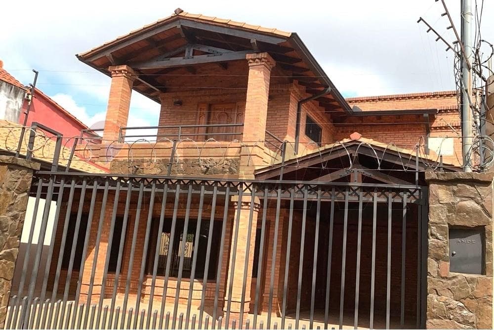 Casa - Venta - San Lorenzo, Paraguay