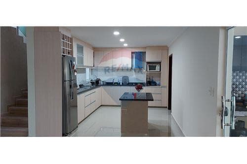 CASA- VENTA – 3