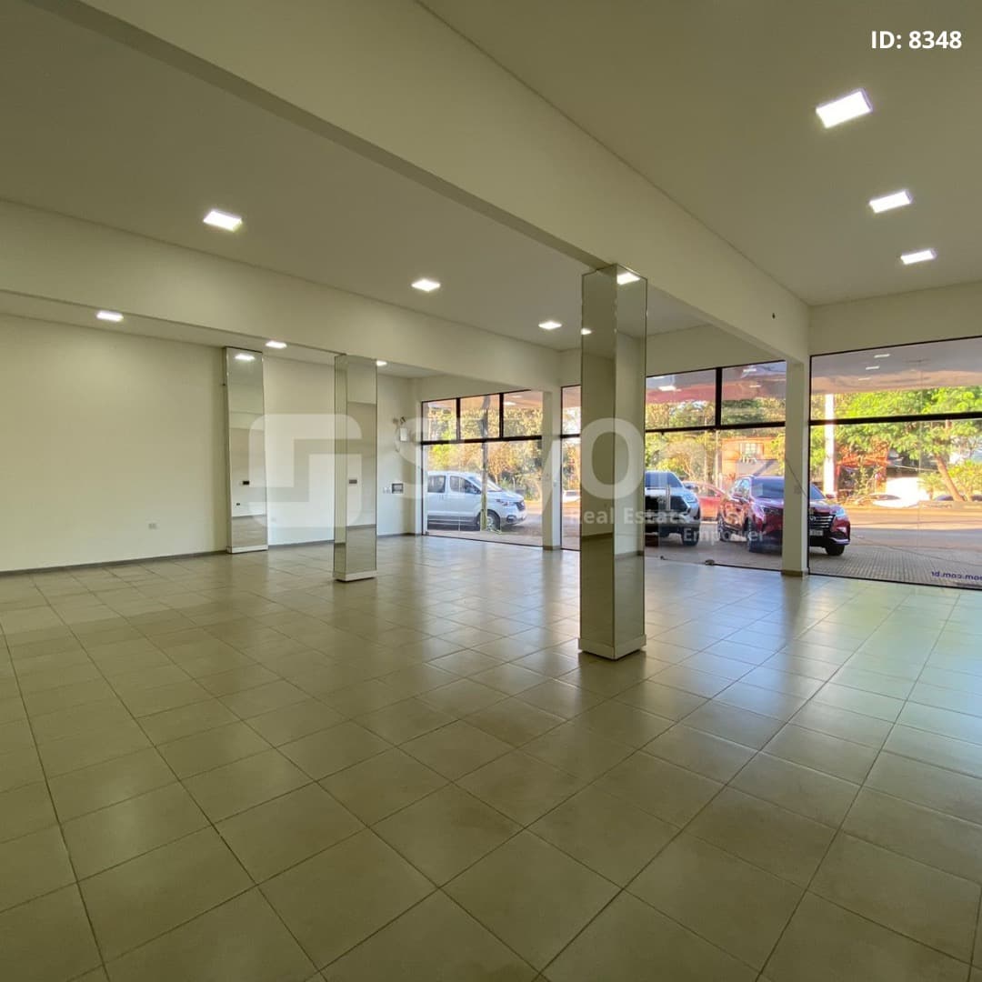 ALQUILO HERMOSO SALÓN COMERCIAL CON DEPOSITO – 2