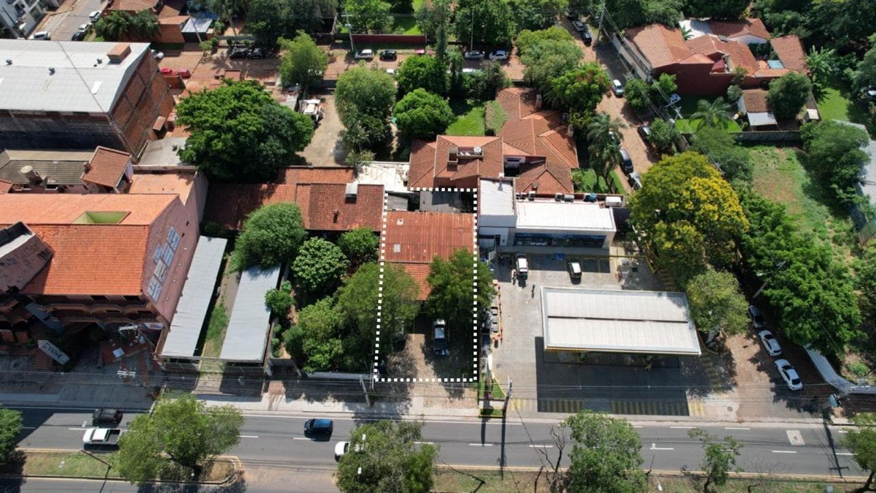 Destacado Inmueble s/ Avda Mariscal López - Fdo de la Mora / Zona Norte – 2