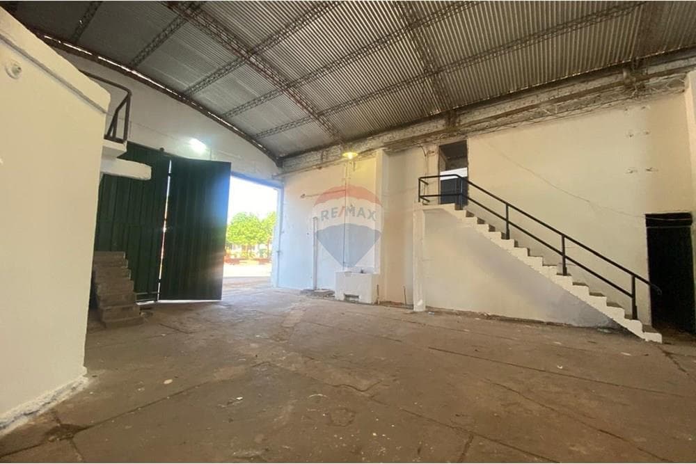 Alquilo tinglado en San Lorenzo en zona de alto tráfico comercial – 3