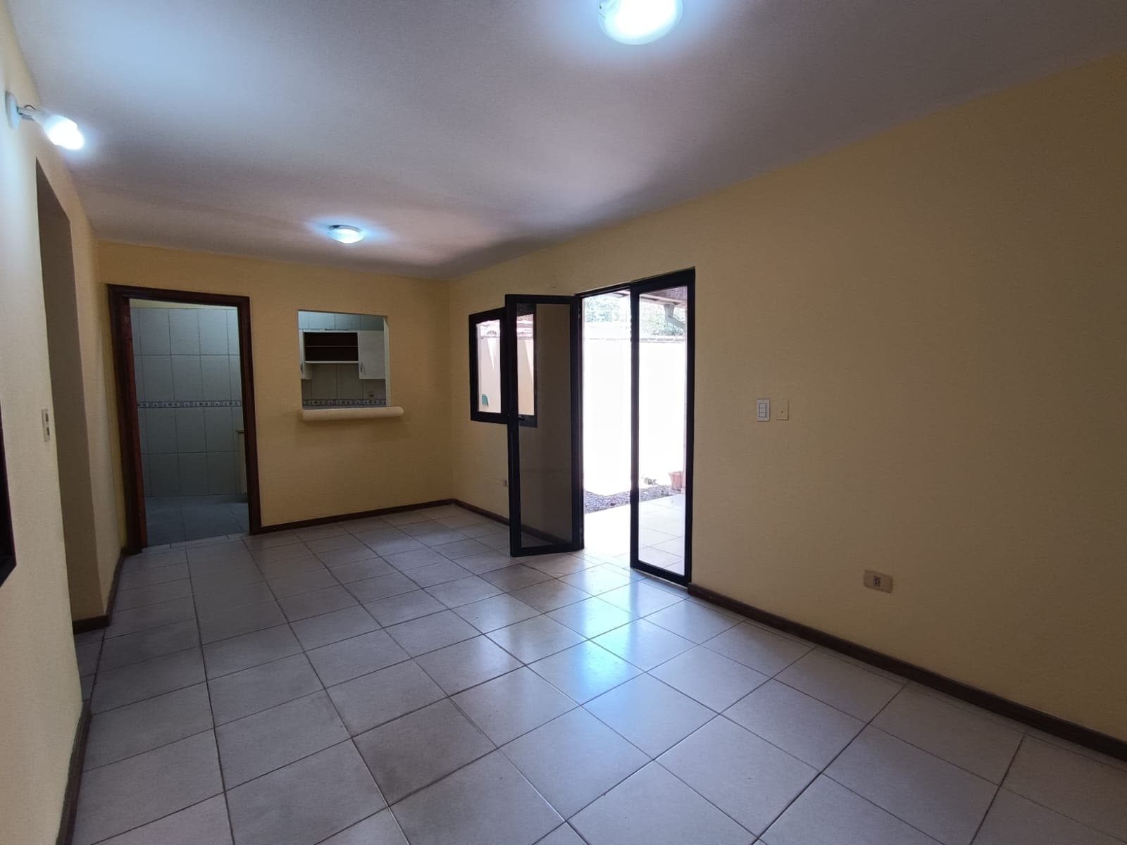 ALQUILER – DÚPLEX EN BARRIO NAZARETH – 2