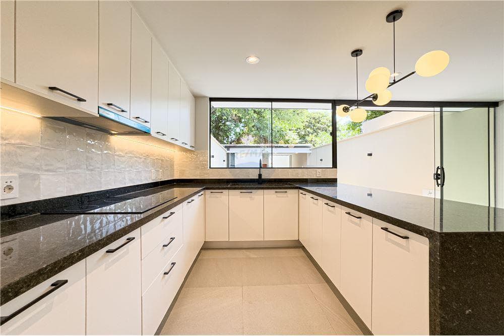VENTA -  DUPLEX EN VILLA ADELA LUQUE – 3