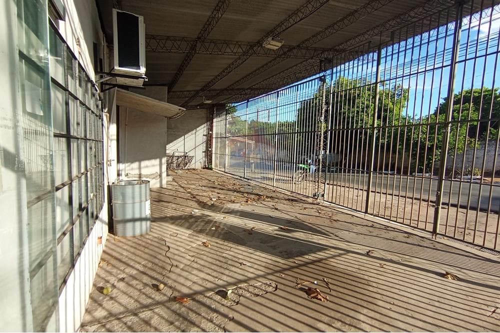 ¡Tu Oportunidad Comercial en Fernando de la Mora! – 3