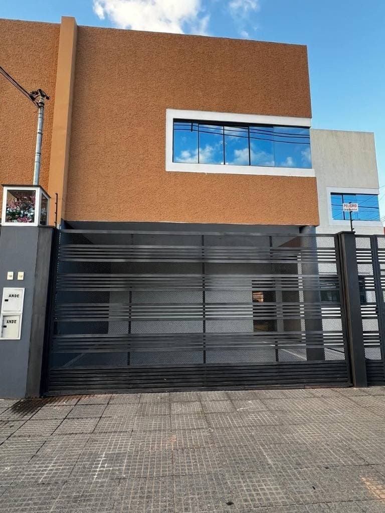 ALQUILO DUPLEX EN LAMBARE – 2