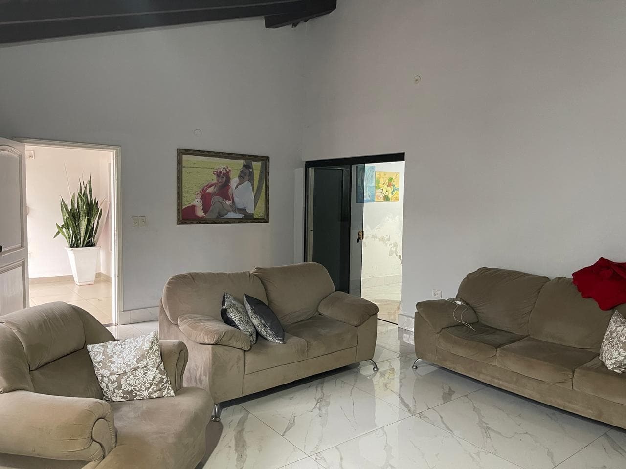 HERMOSA CASA EN VENTA – 2