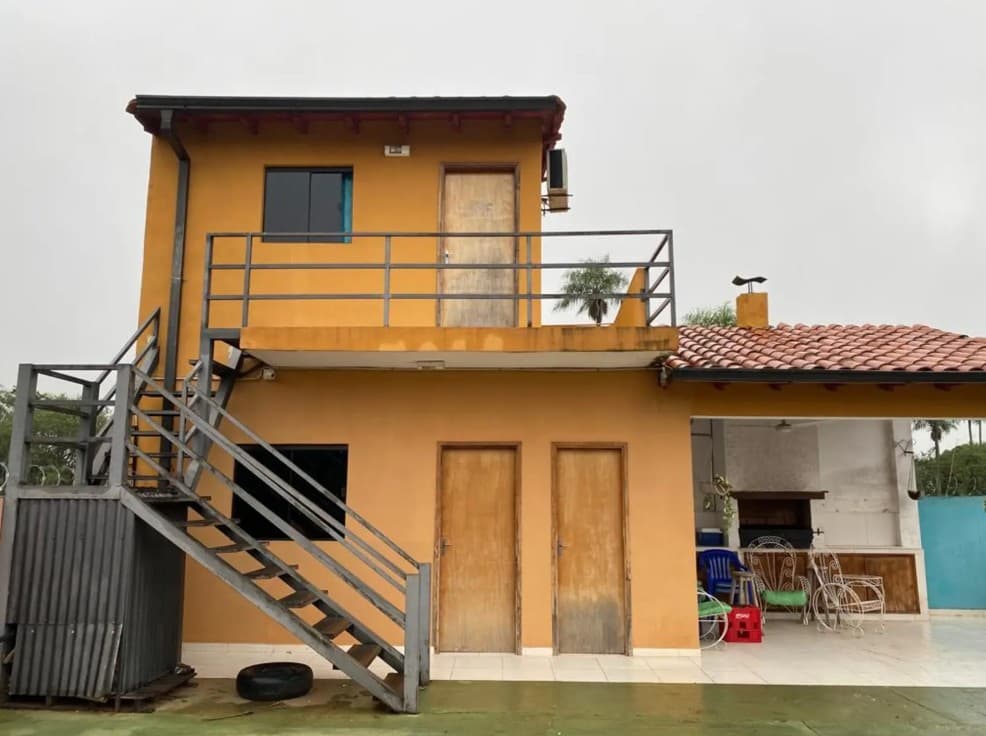 VENDO IMPORTANTE Y AMPLIA PROPIEDAD EN ITA