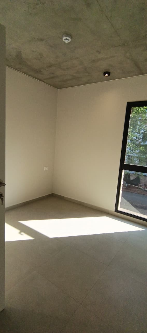 ALQUILO DEPARTAMENTO EN LUQUE – 2
