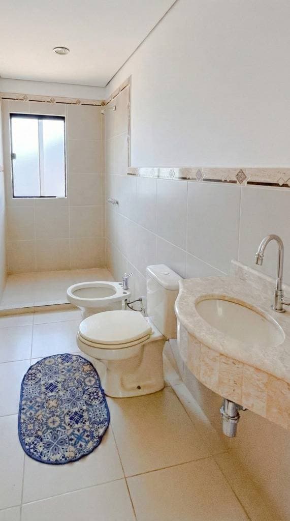 Alquilo Casa Luque - Laurelty (Z/ Av. Andrés Insfran) – 2