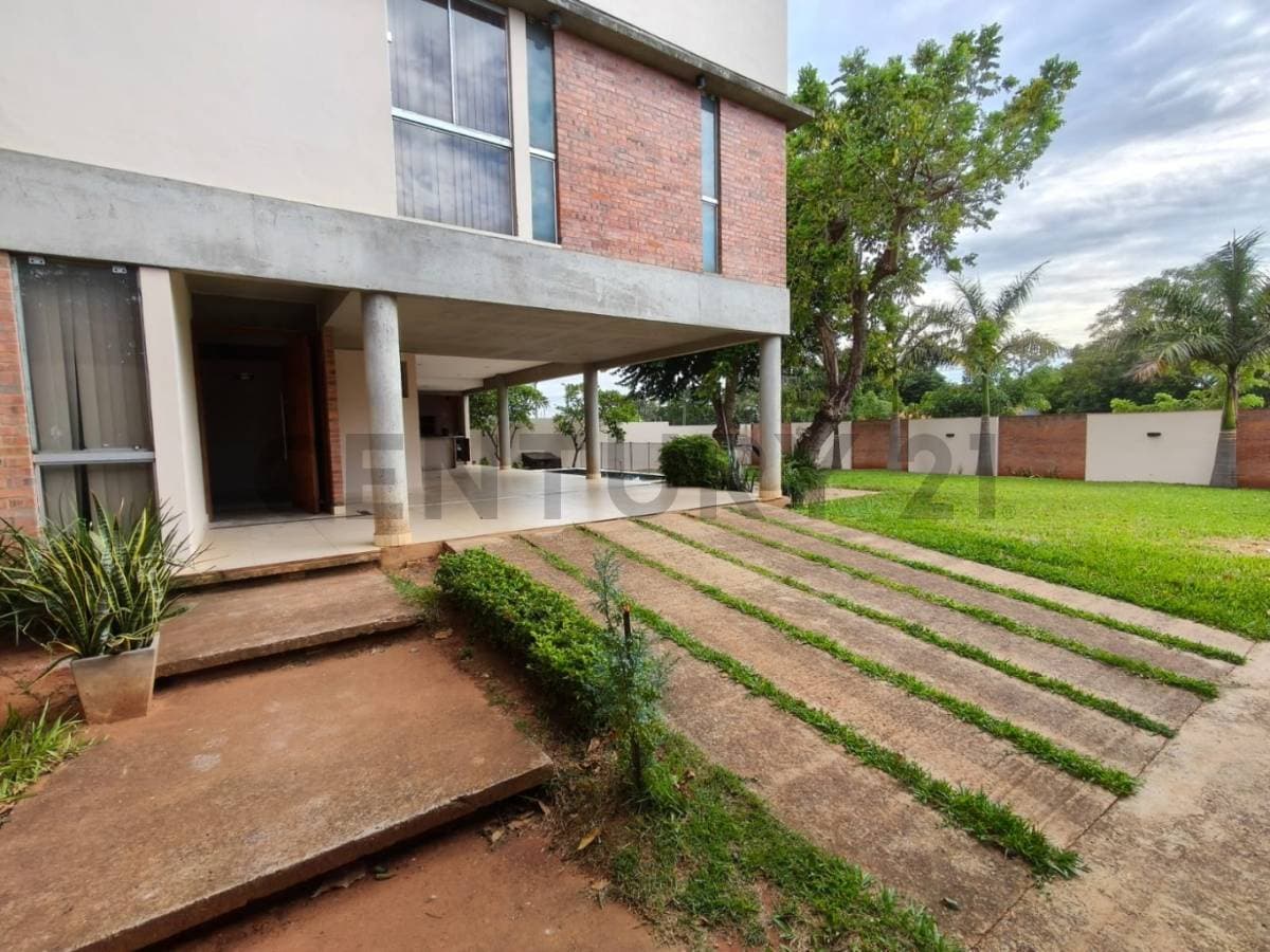 Alquiler de Casa en Luque, Central – 2