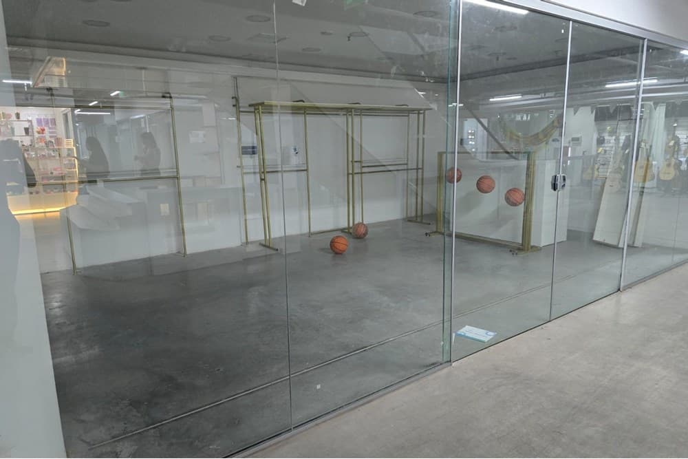 Alquilo Local Comercial en M4 Galería – 2