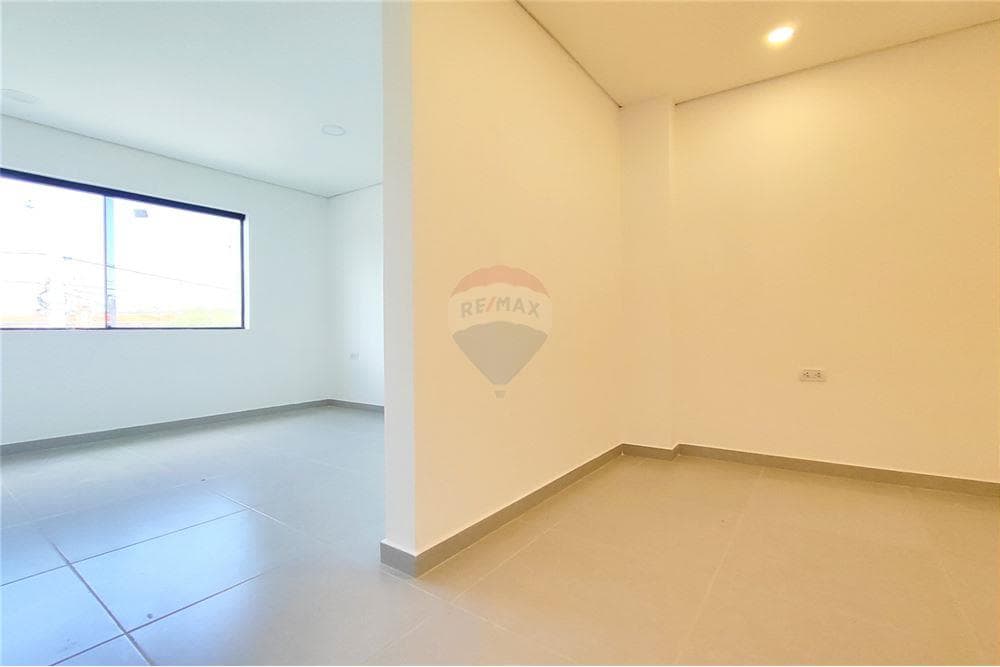 DUPLEX DE 2 PLANTA A ESTRENAR - LUQUE – 3
