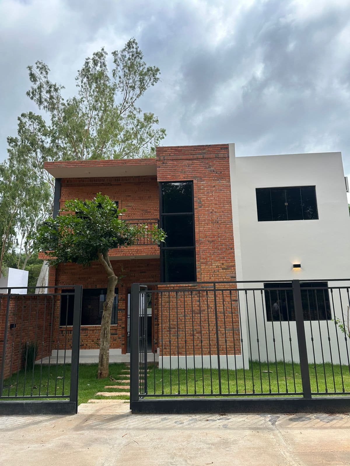 Casa En Venta. - Barrio Paraíso, 3 Dormitorios.