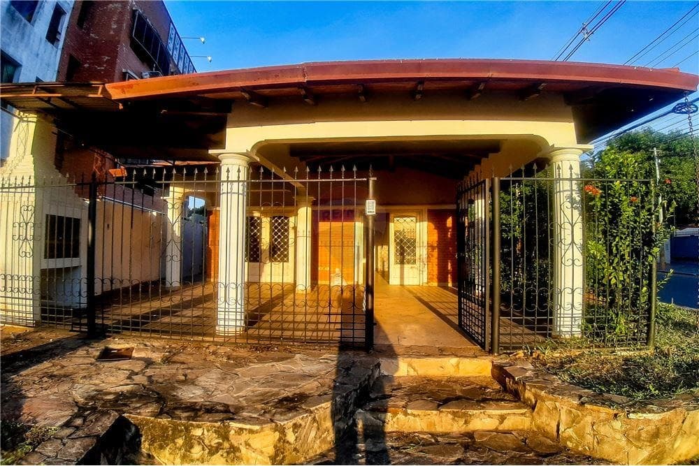 Casa - Alquiler - Paraguay Central Fernando De La Mora