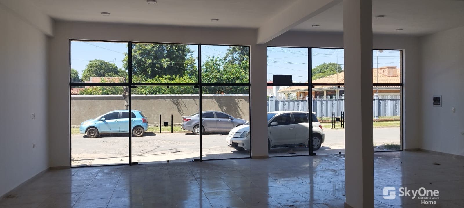 EN ALQUILER SALÓN COMERCIAL A METROS DE LA TRANSCHACO – 2