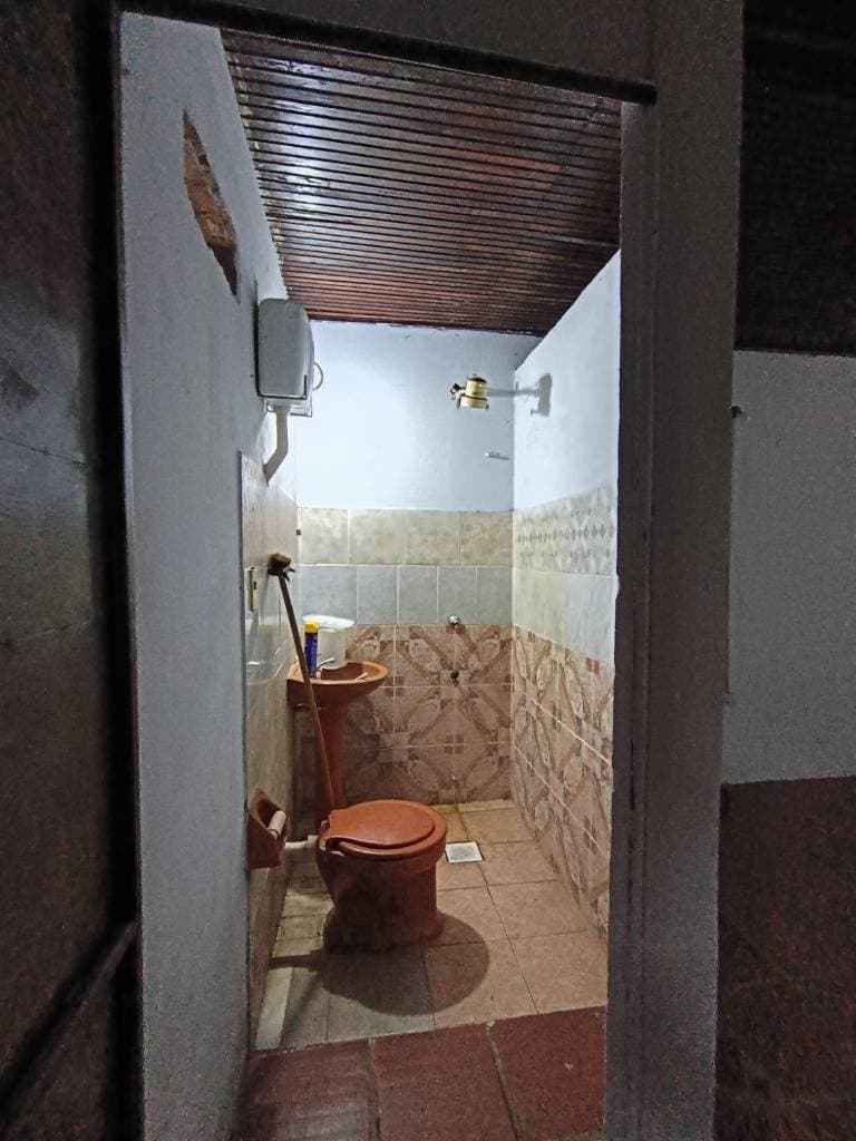 Salón Comercial en Alquiler - Avda. Defensores del Chaco, Lambaré – 2