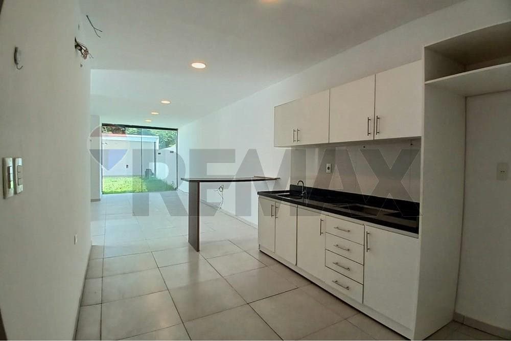 CASA EN VENTA Y ALQUILER - LIMPIO CENTRAL PARAGUAY – 3