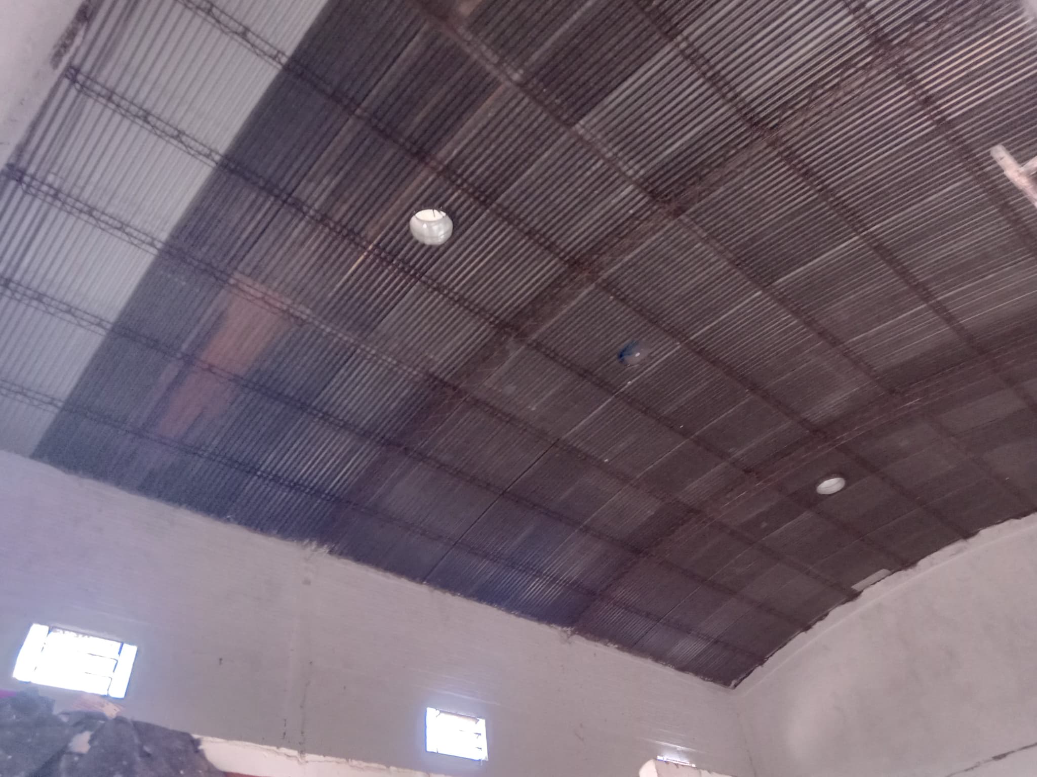 Amplio Depósito En Alquiler – 2
