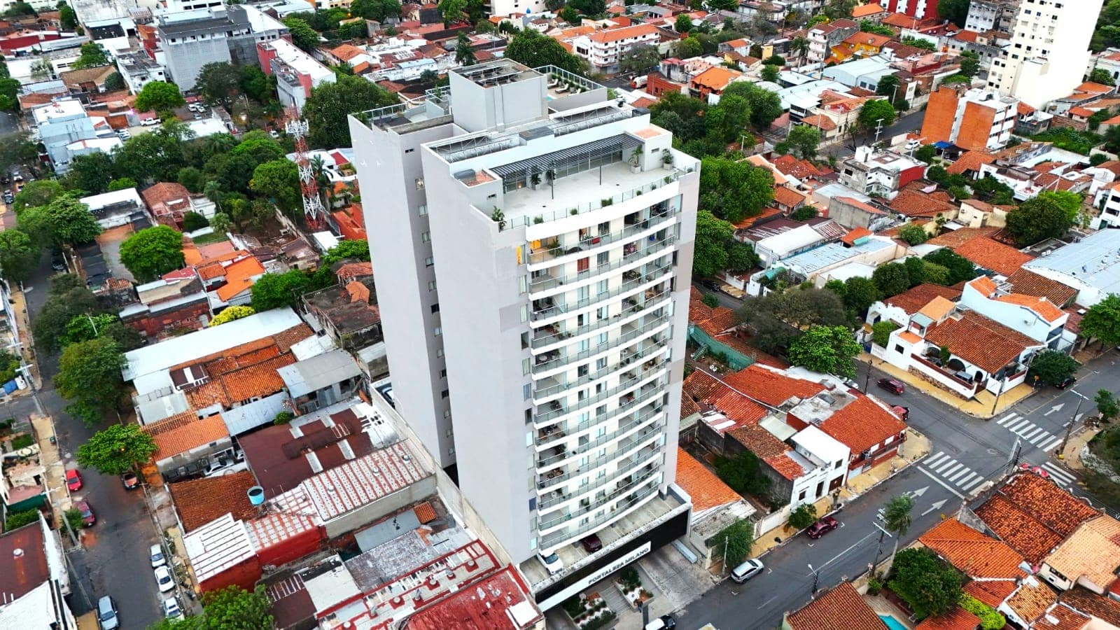 ????️ ALQUILER – DEPARTAMENTO EN EDIFICIO FORTALEZA MILANO