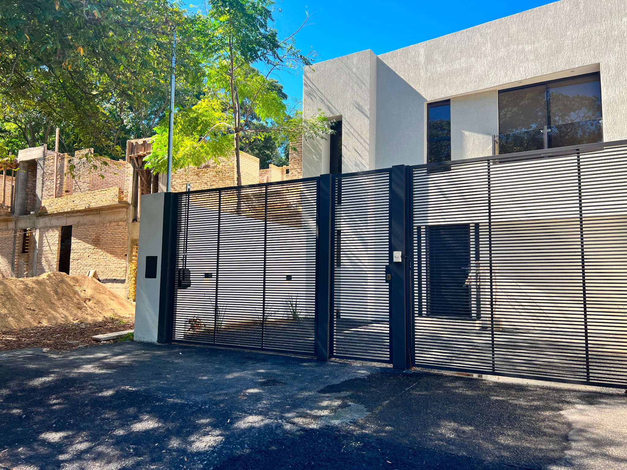 Vendo Duplex En Zona Yacht Lambaré.