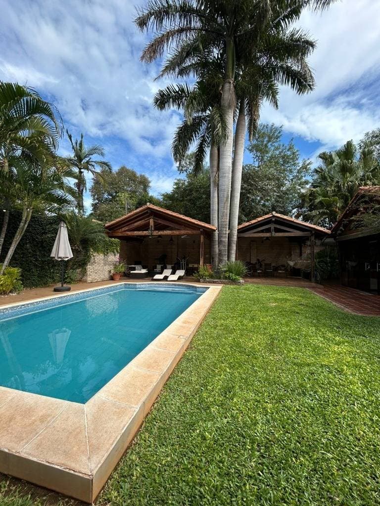 VENDO Casa En Mariano Roque Alonso - Barrio Universo, zona Copetrol