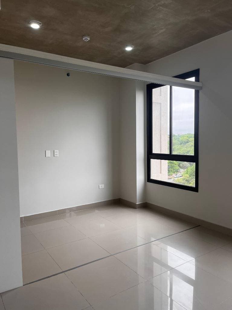 ALQUILO DEPARTAMENTO MONOAMBIENTE EN ZUBA 4, LUQUE – 2