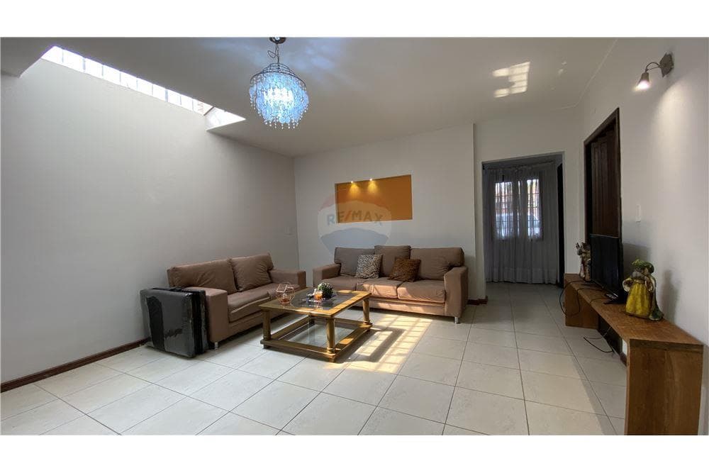 VENTA RESIDENCIA EN ASUNCIÓN - VISTA ALEGRE – 2