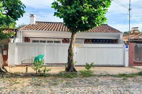 Casa - Alquiler - Virgen del Huerto, Paraguay
