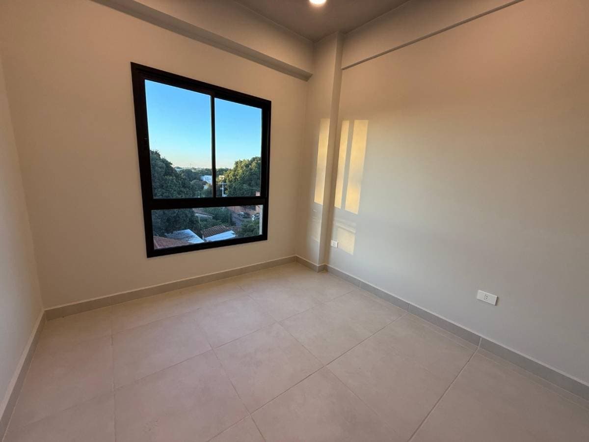 ALQUILO DEPARTAMENTO - ZONA MCAL LOPEZ – 3