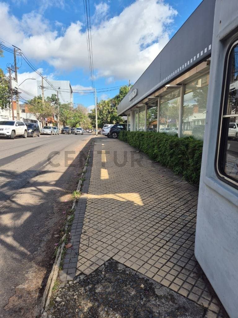 Residencia en esquina sobre Brasilia a metros embajada USA – 3