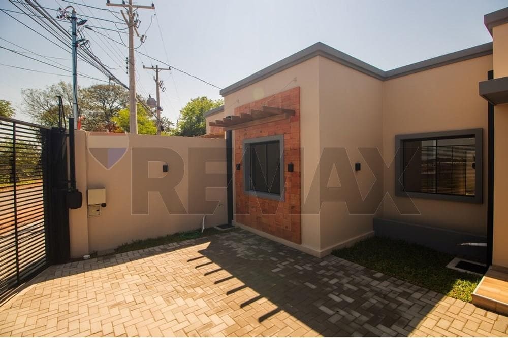 VENDO CASA INTELIGENTE EN VILLA ELISA – 2