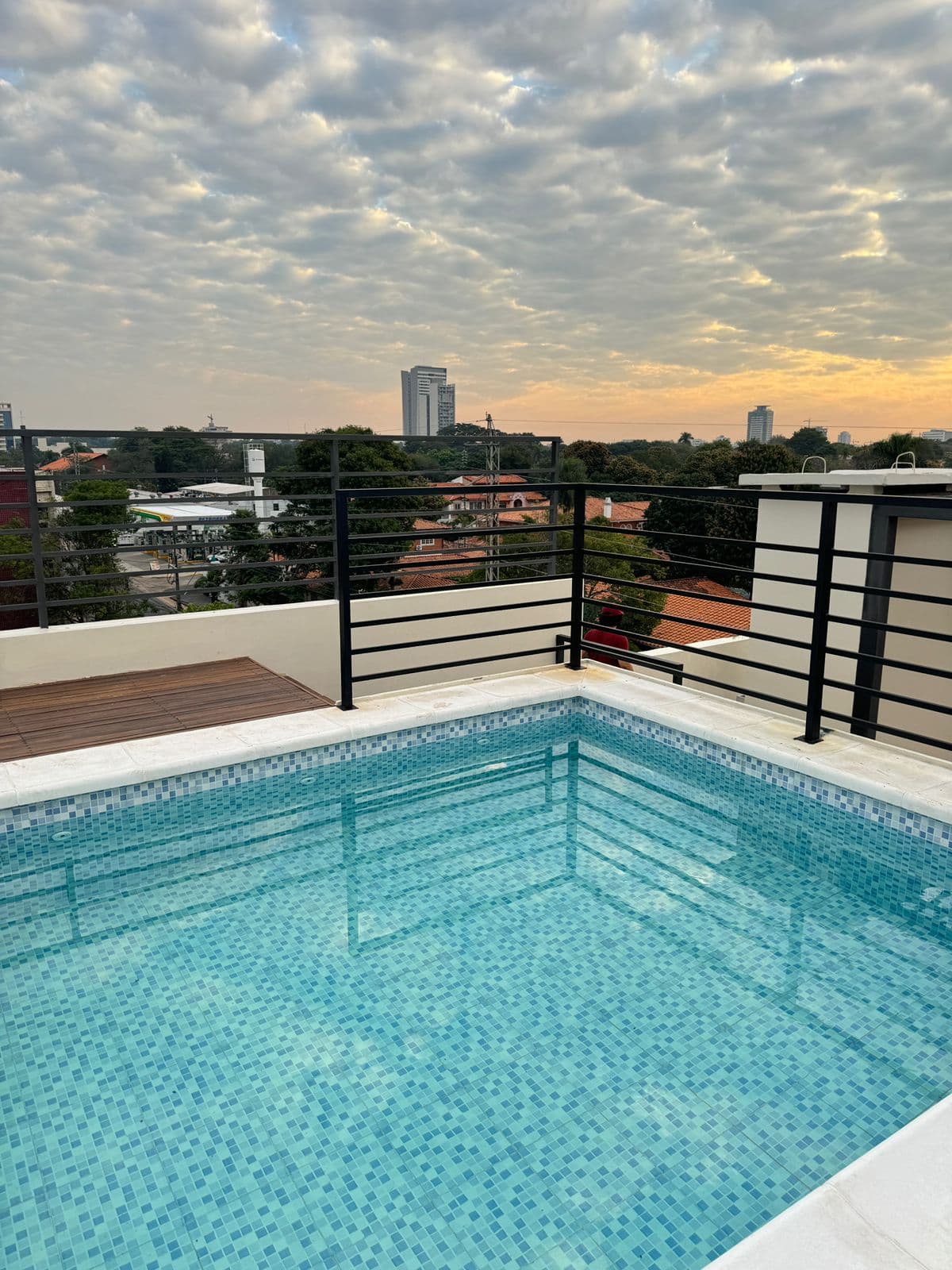 ALQUILO  DPTO DE 1 DORMITORIO EN BO S. CRISTOBAL FULL AMOBLADO C/ PISCINA