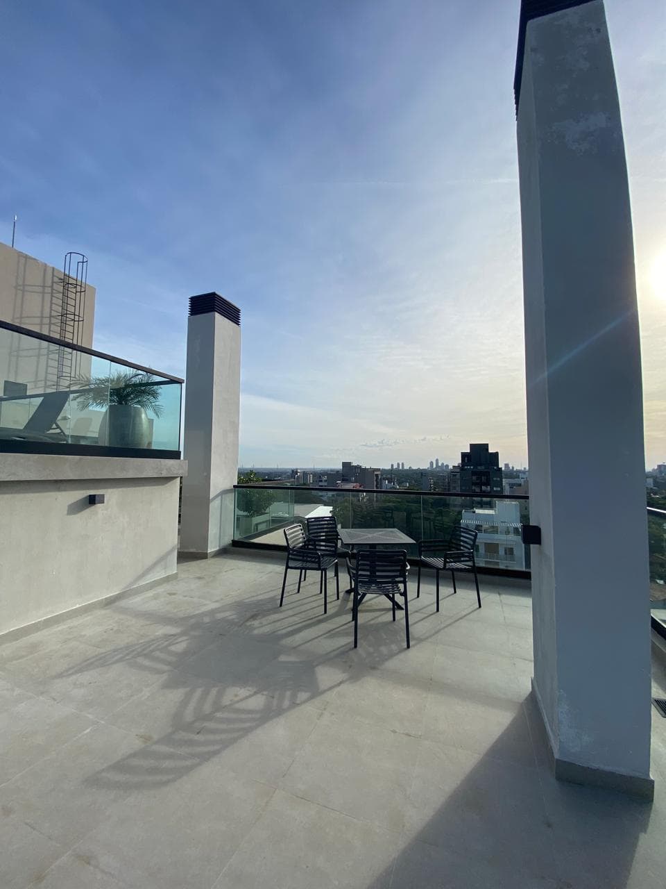 ALQUILO HERMOSO DPTO BARRIO JARA – 3
