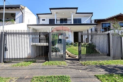 Vendo casa Fernando de la Mora