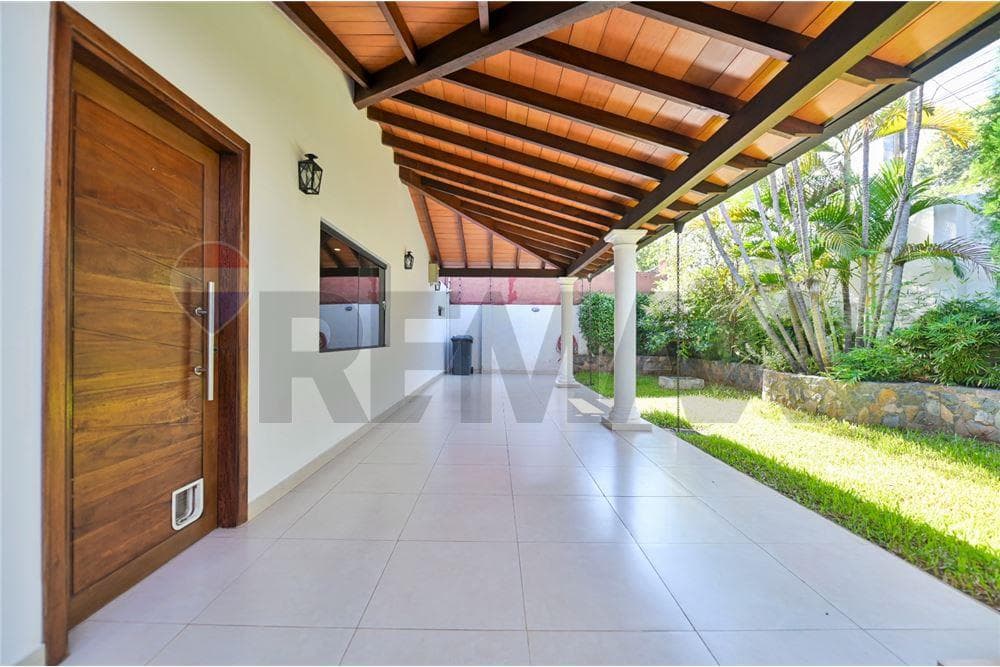 Vendo casa en Lambaré. – 2
