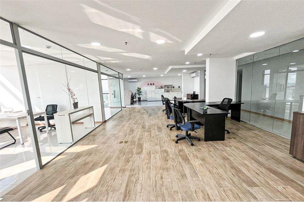 ALQUILO OFICINA PLANTA ENTERA EN ASUNCION – 2
