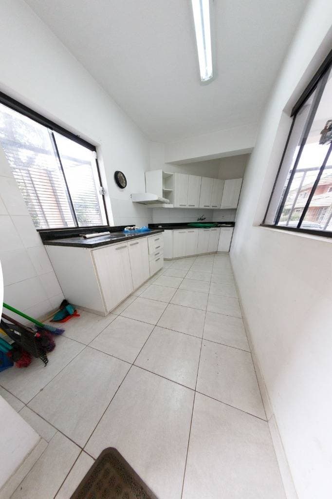 ALQUILO HERMOSO DUPLEX EN ESQUINA BARRIO SEMINARIO – 2