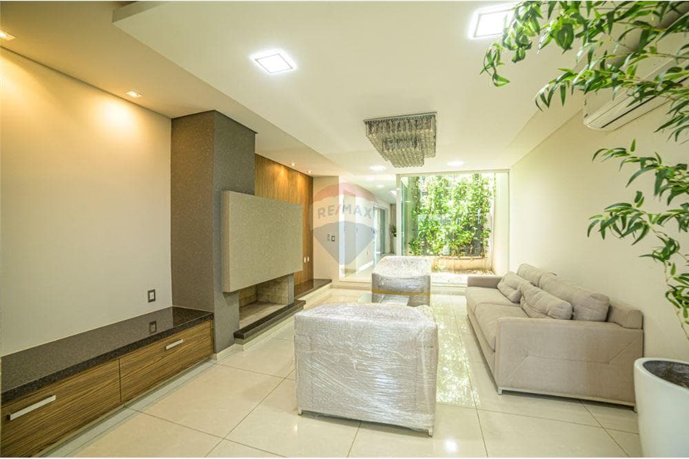 Residencia - Alquiler - Los Laureles, Paraguay – 2