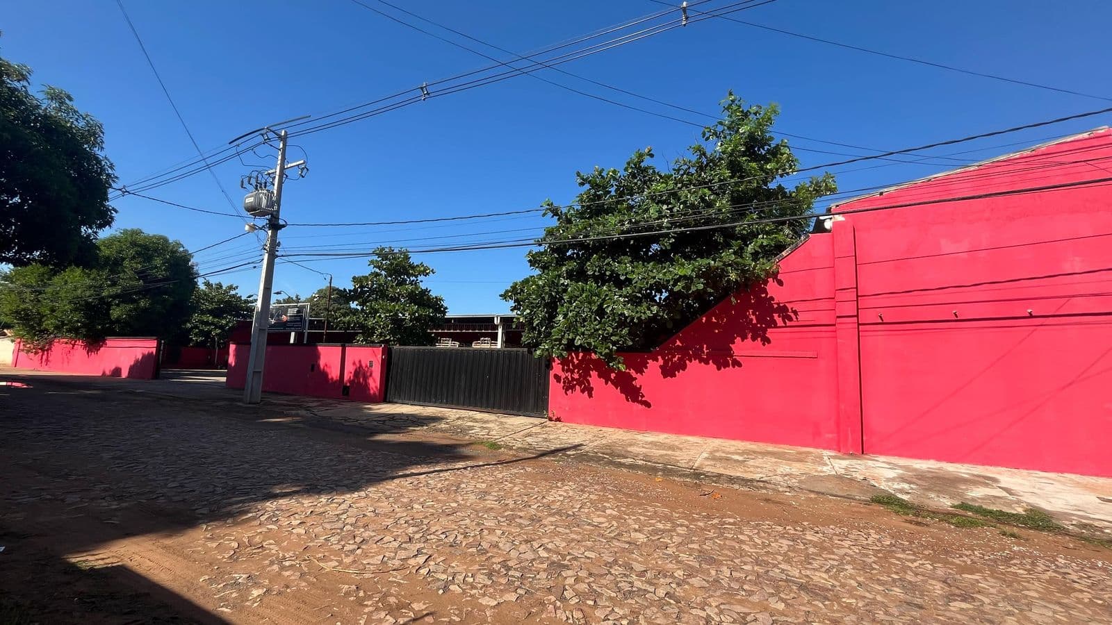 ALQUILO TINGLADO EN MARIANO R ALONSO