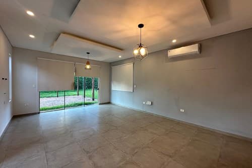 ALQUILO CASA EN LAMBARE